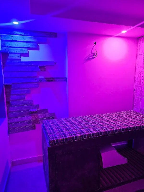 Mani Spa & Retreat
