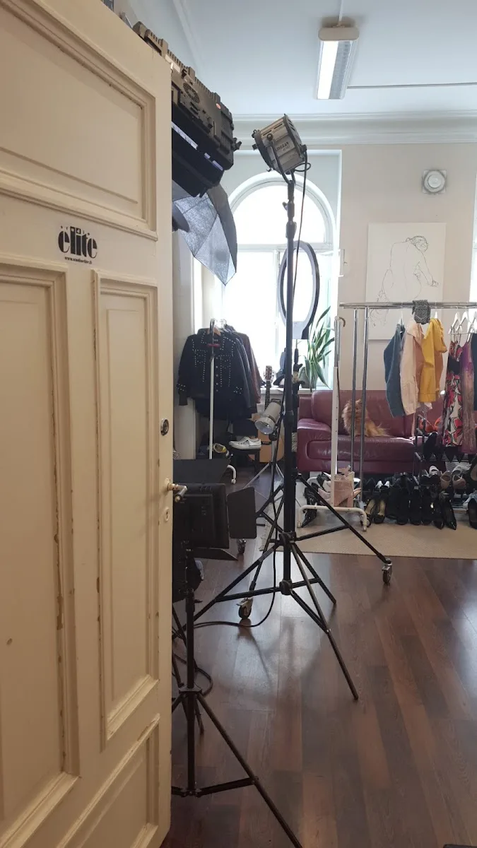 Studio Elite
