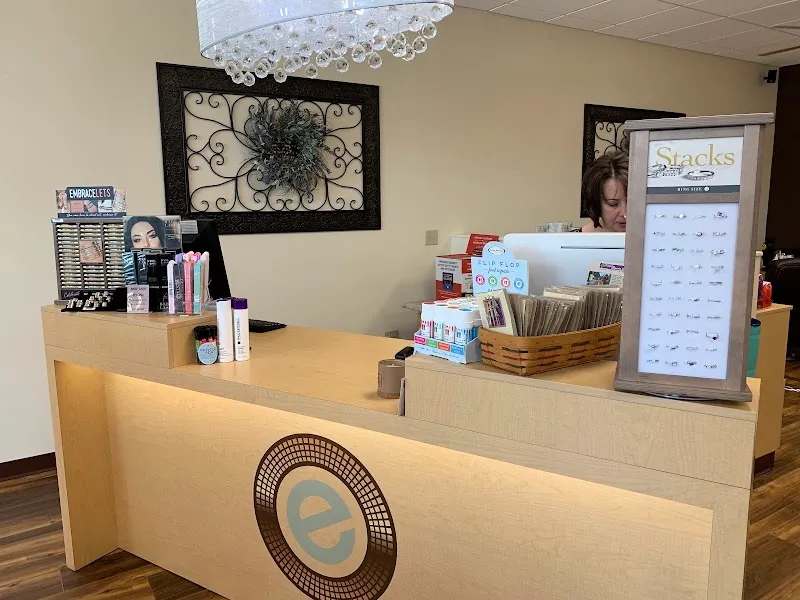 Escapade Salon & Boutique