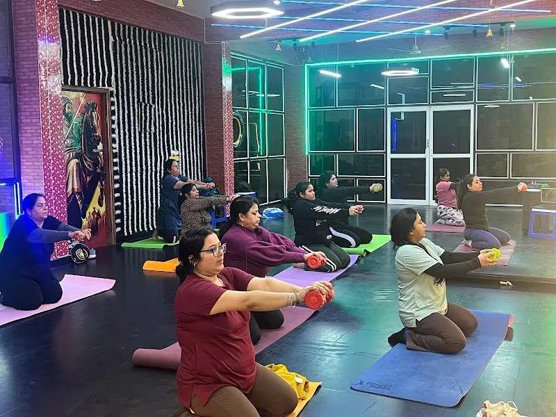 SACHDEVA DANCE FITNESS STUDIO(LANKA,VARANASI)