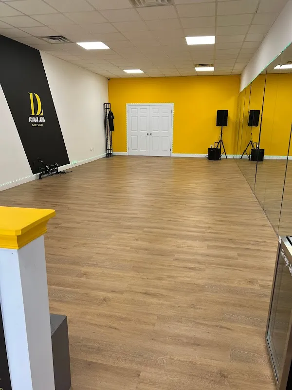 Descarga Latina Dance Studio