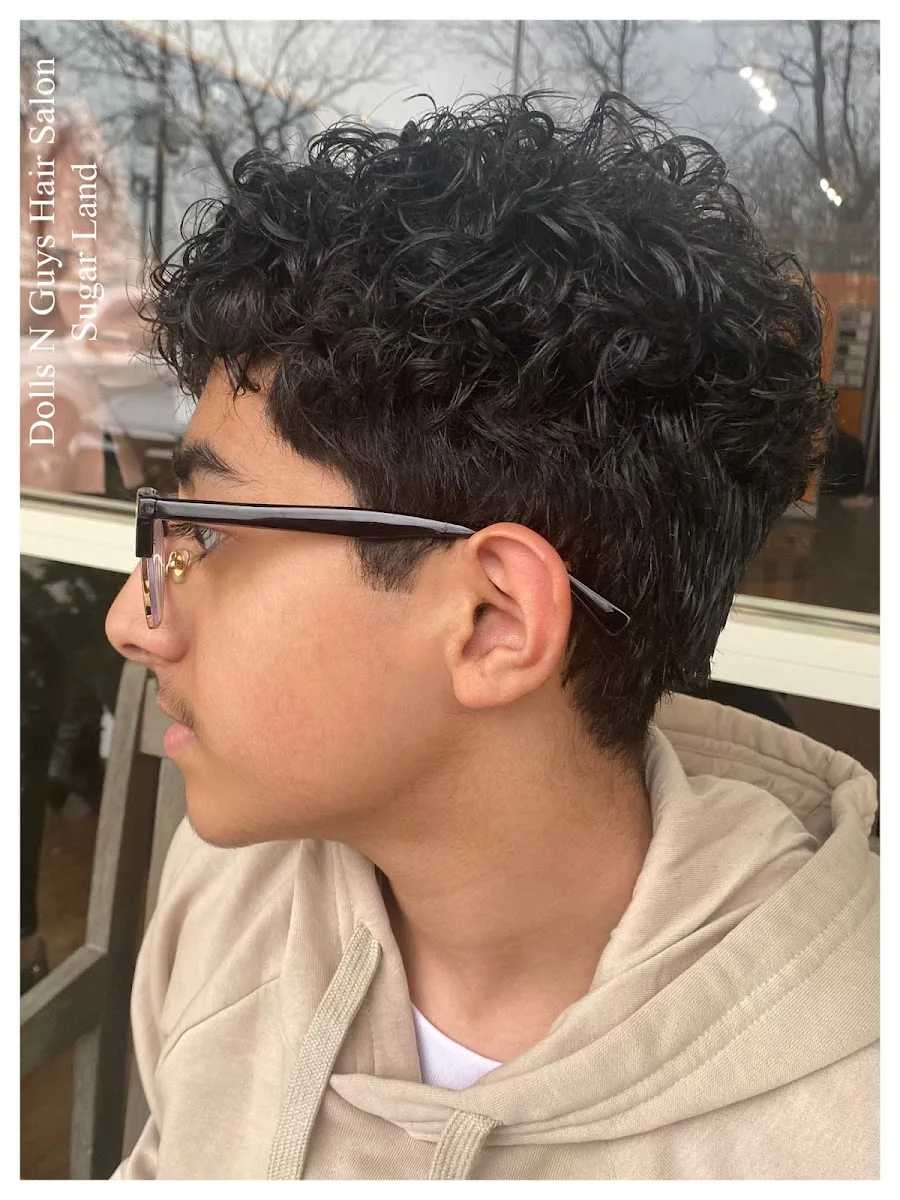 Dolls N Guys Hair Salon