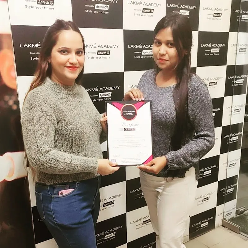 Tanu Makeup & Beauty Salon