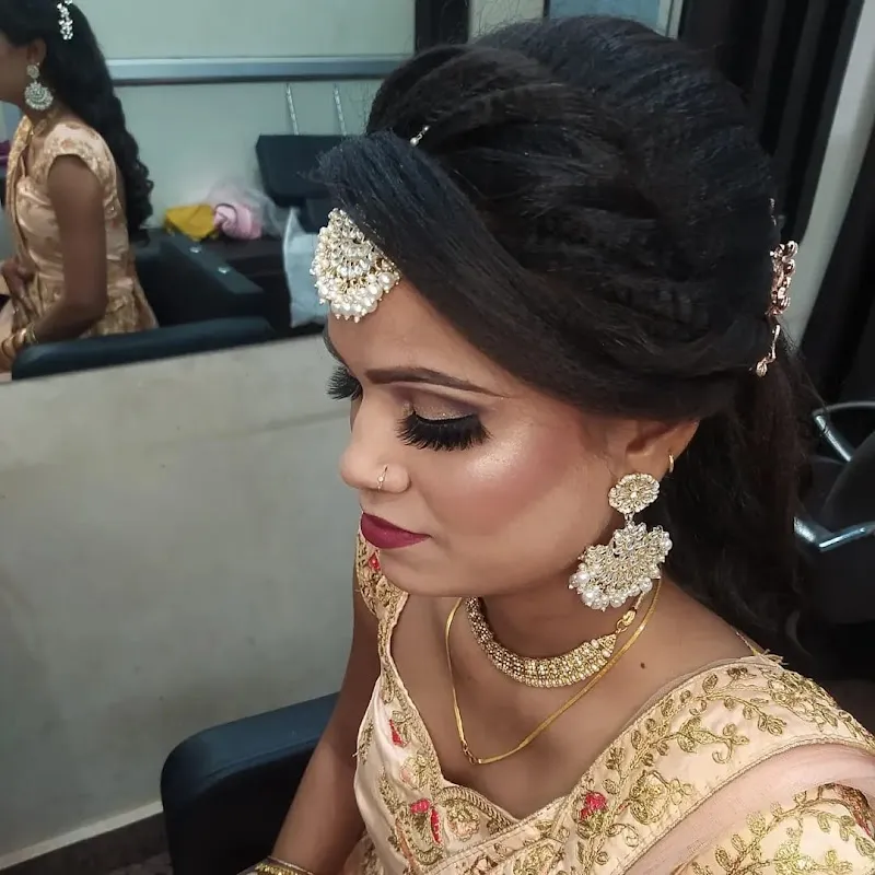 Tanu Makeup & Beauty Salon