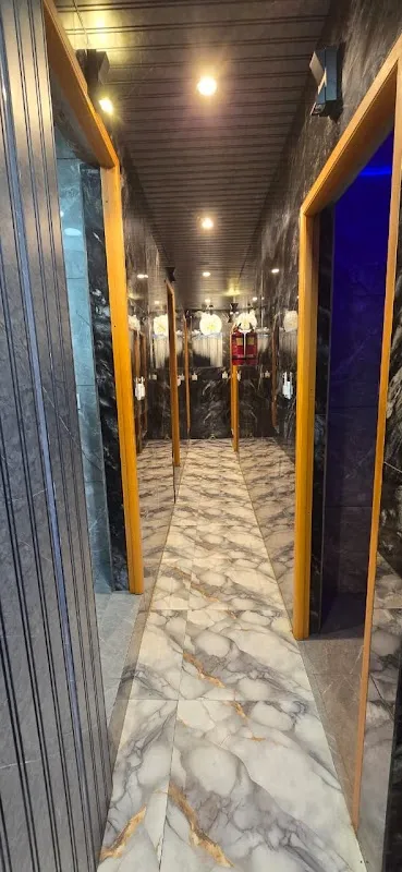 DJ SPA - CG Road Ahmedabad