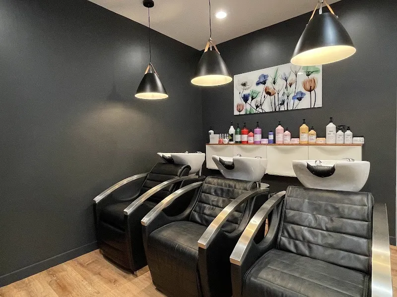 Luxxor Hair Salon NYC