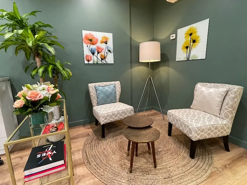 Luxxor Hair Salon NYC