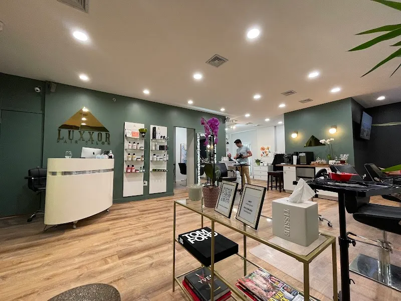 Luxxor Hair Salon NYC