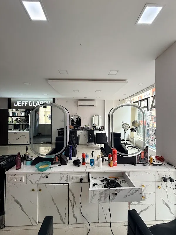 Jeff & Larry Unisex Salon