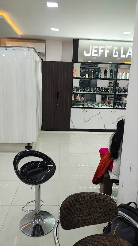 Jeff & Larry Unisex Salon