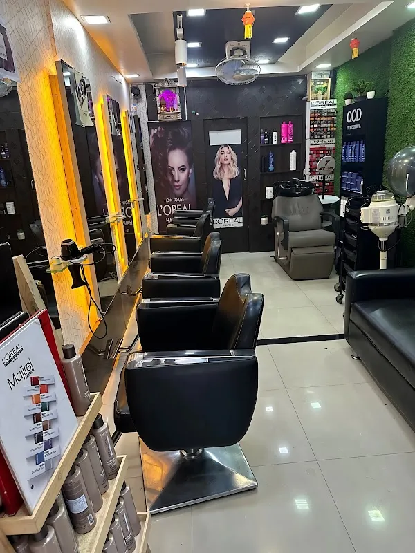 7 Stars Unisex Salon