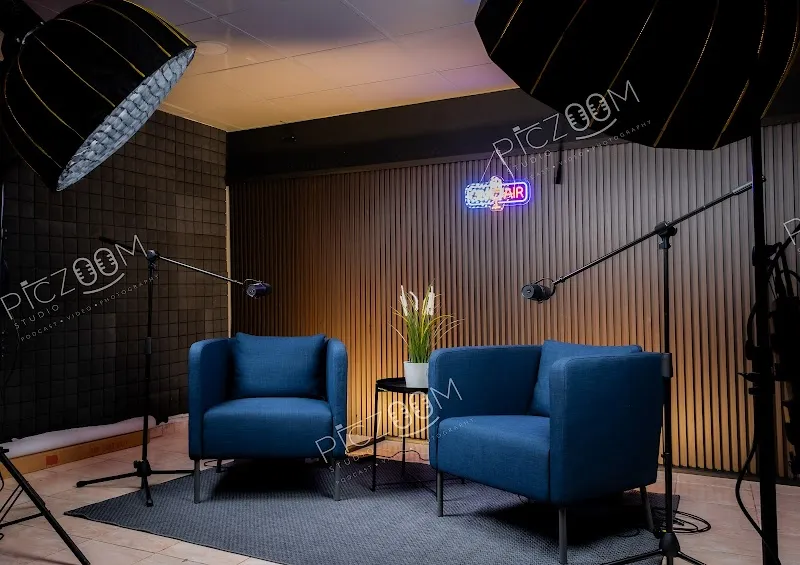 Piczoom Studio