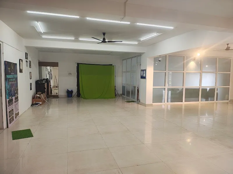 D Films