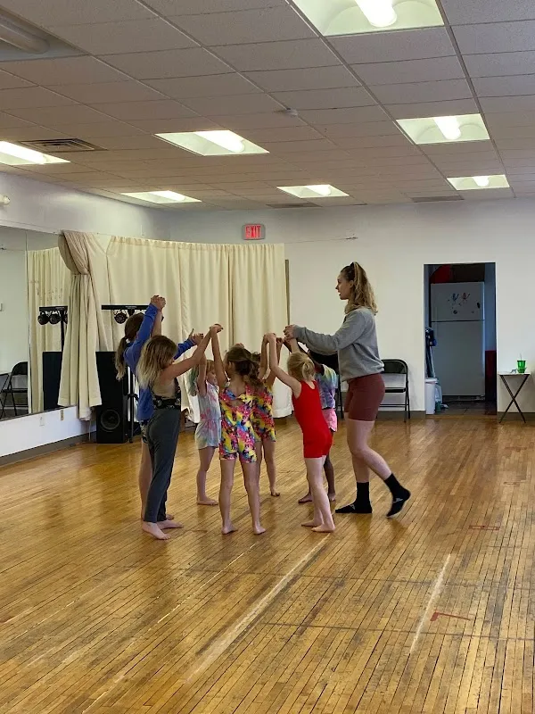 Art In Motion Pittsburgh Dance Studio