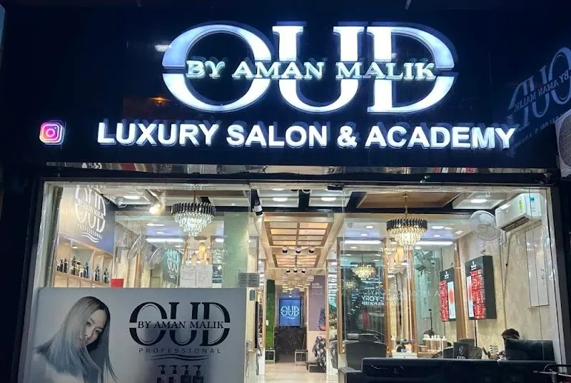 OUD LUXURY SALON & ACADEMY | Best Salon | Hair Salon | Makeup Artist In Delhi