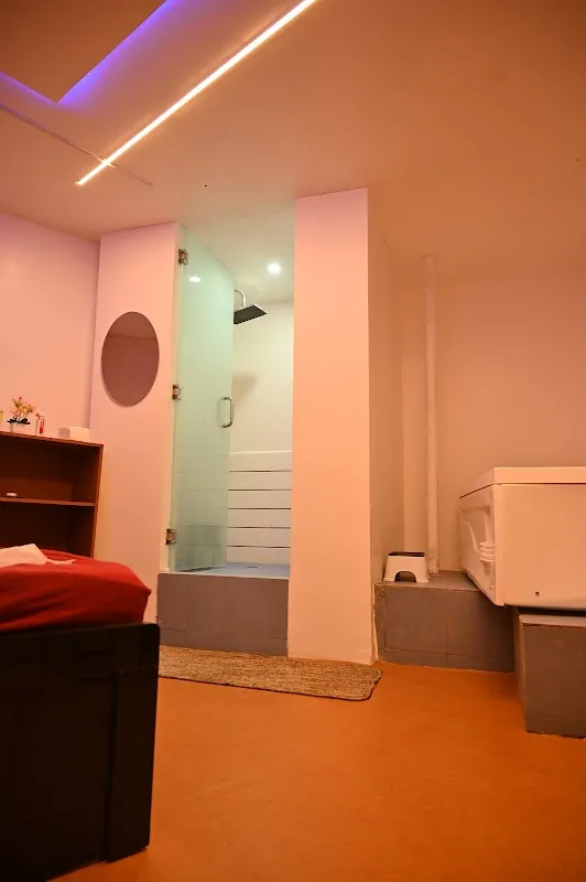 Moon Spa Andheri West - Massage Spa in Andheri West