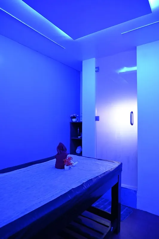 Moon Spa Andheri West - Massage Spa in Andheri West