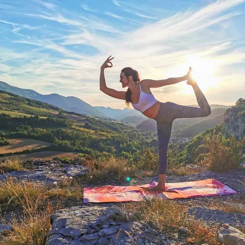 Cam's Yoga ‍ ️ ️- Studio Yoga En Ligne