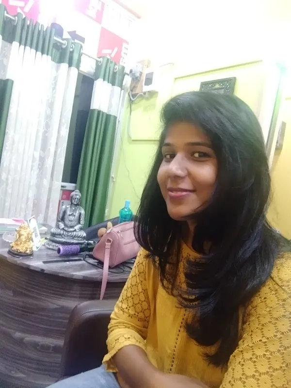 Twinkle's Professional Advance Hair Beauty & Makeup Studio
