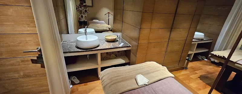 Spa Hibiscus Shahadara