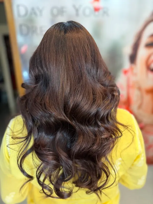 Jawed Habib Hair and Beauty Unisex Salon || Best Unisex Salon In Jhansi