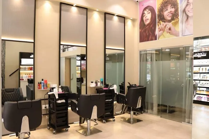 Ravi's the family salon - Best Hair Spa Salon in Mulund | Unisex | Keratin | Smoothing | Facial | Treatment