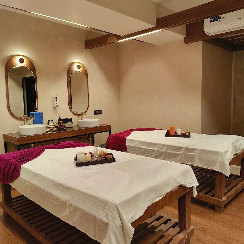 J STUDIO LUXURY BEAUTY STUDIO: Skin Aesthetics, Hair Salon, Nail Arts & Extensions | VIP Road Vizag | For Men and Women