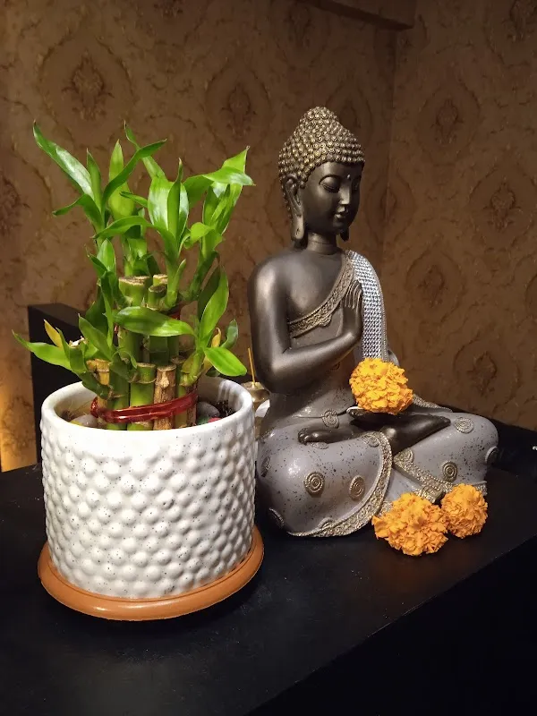 Moksh Thai Spa In Kandivali East