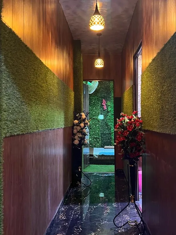 Addict wellness Spa Naraina-Massage Center in Naraina | Best Spa in Naraina | Luxury Spa in Naraina