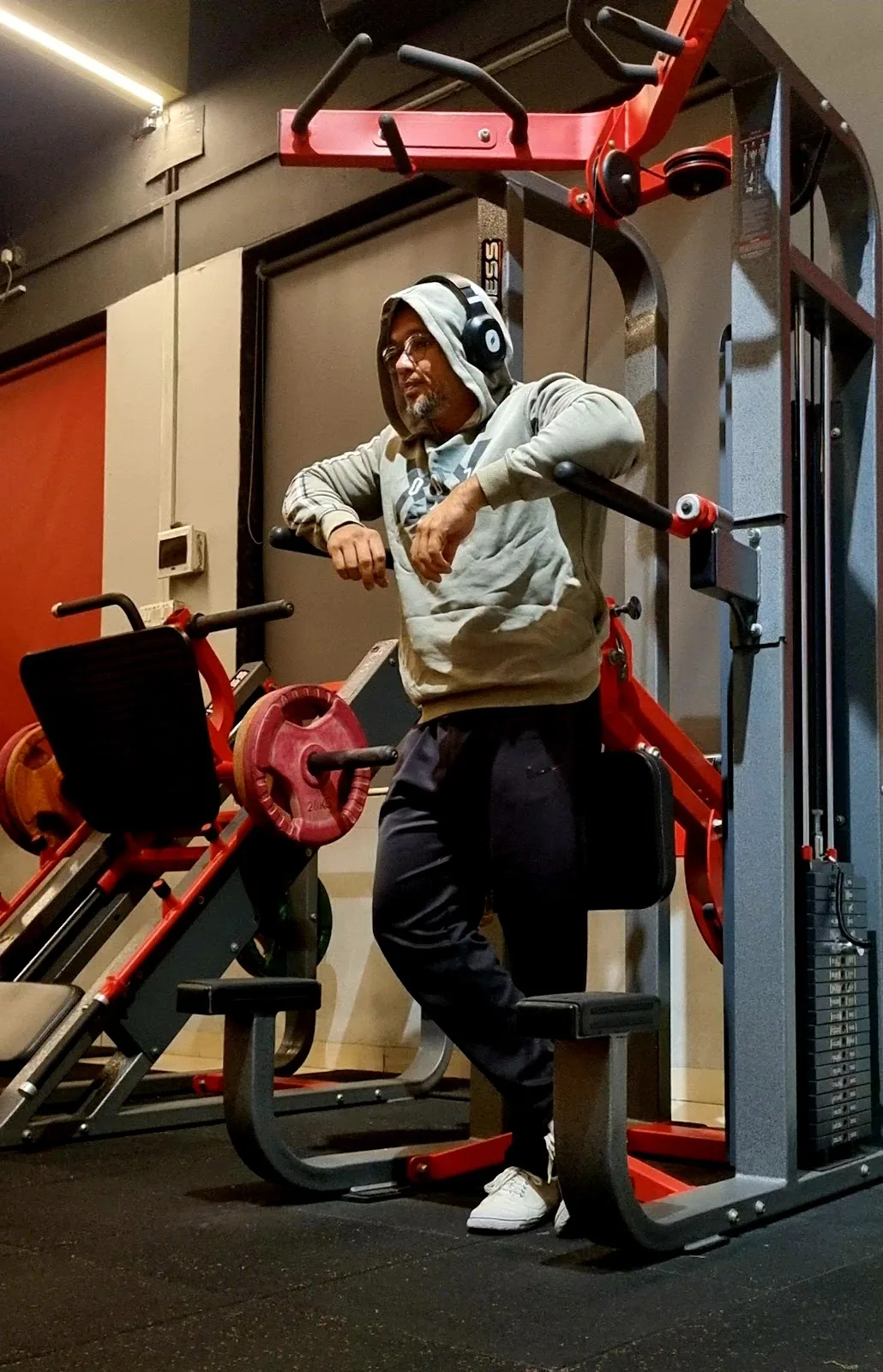 Unique fitnes Gym