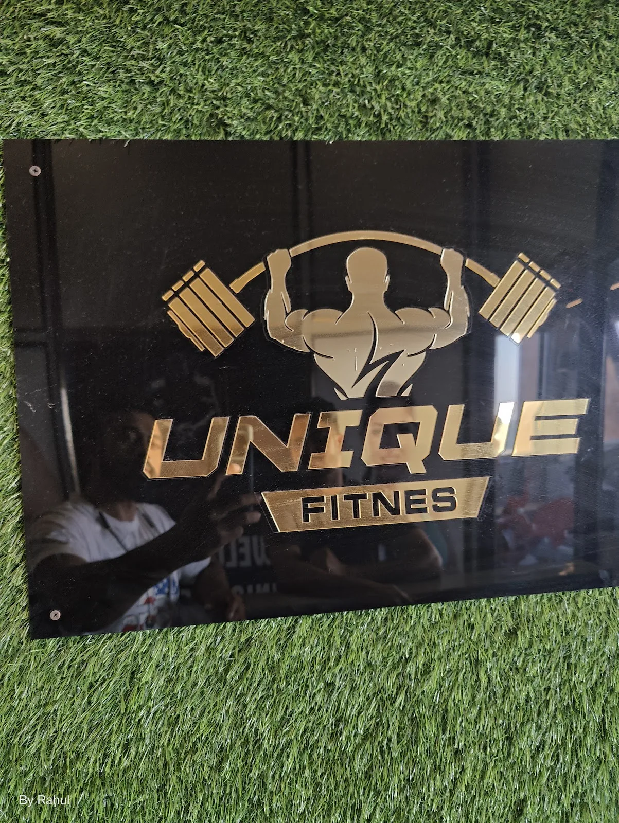 Unique fitnes Gym