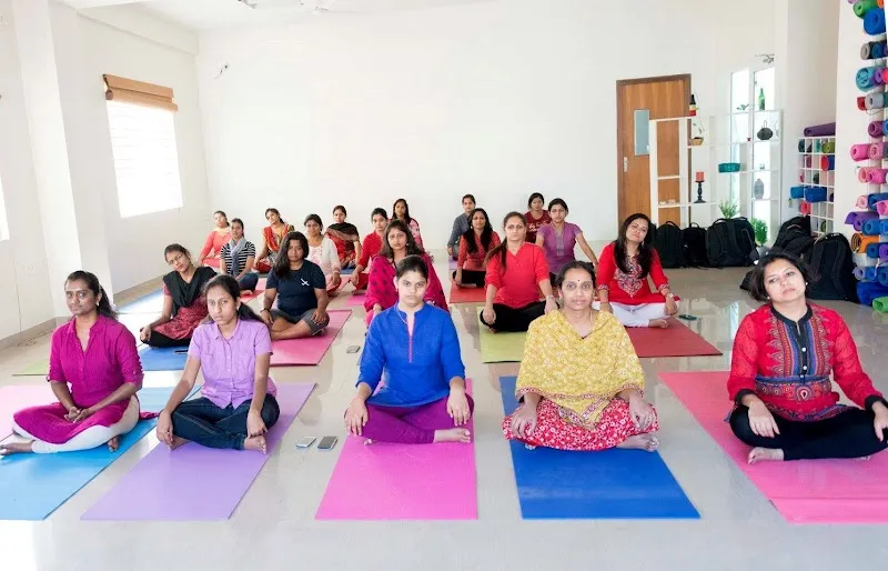 Leaf home yoga classes