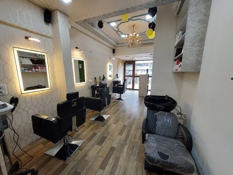 Shah's Unisex Salon & Academy