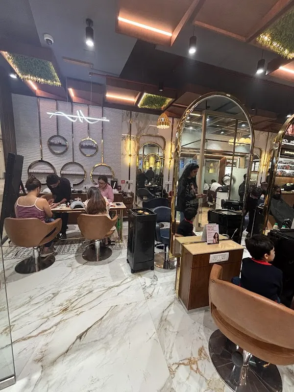 Envi Salon & Spa - Oberoi Mall - Goregaon