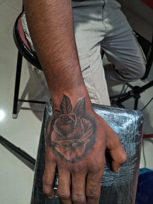 ILLUMINATI TATTOO Studio