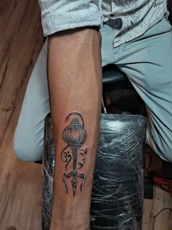 ILLUMINATI TATTOO Studio