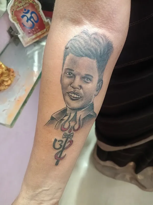 TATTOOZ CORNER STUDIO