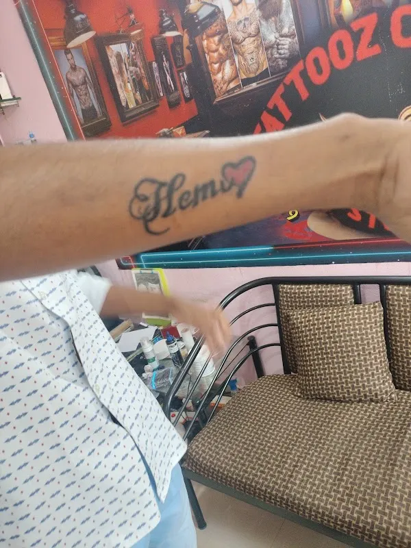 TATTOOZ CORNER STUDIO