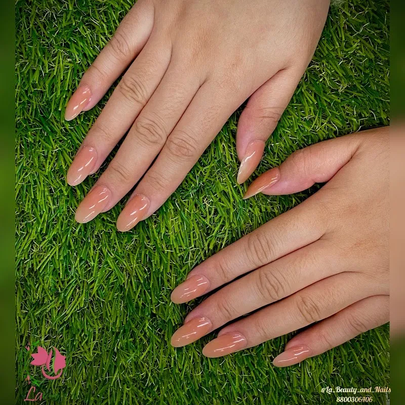 La Beauty and Nails