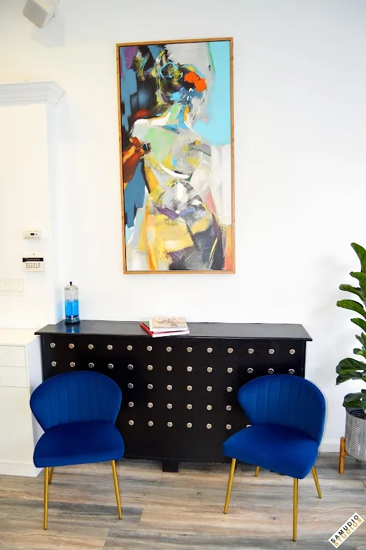 Salon Soliel