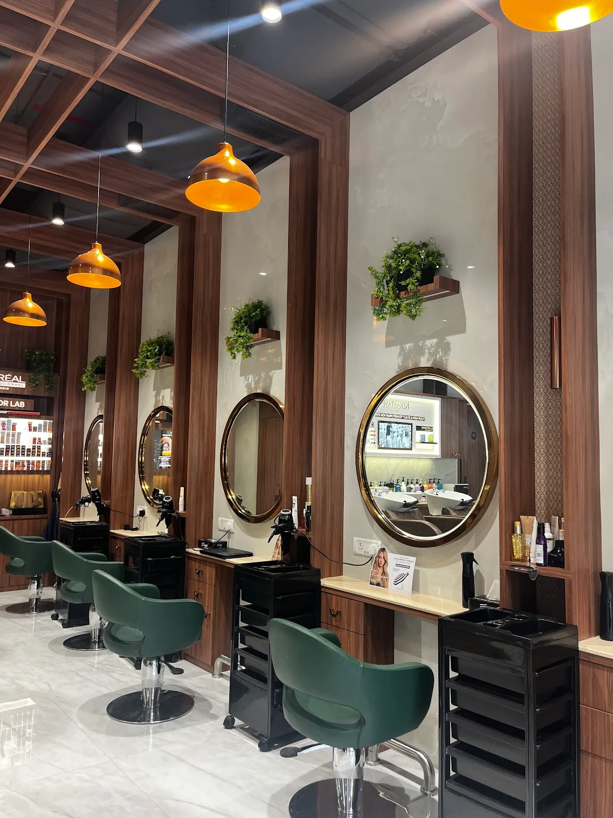 Envi Salon & Spa - Auris Serenity, Malad West