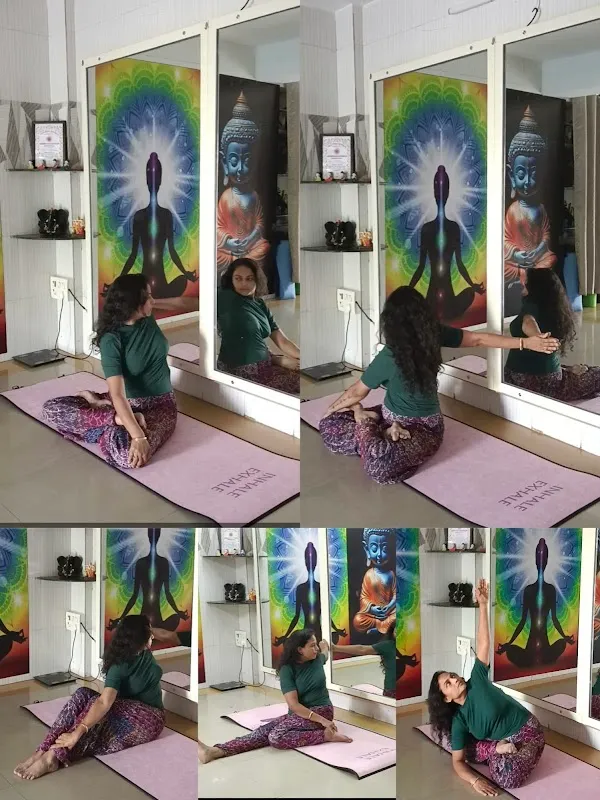 YogaHolic