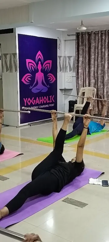 YogaHolic