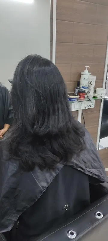 Being U Salon