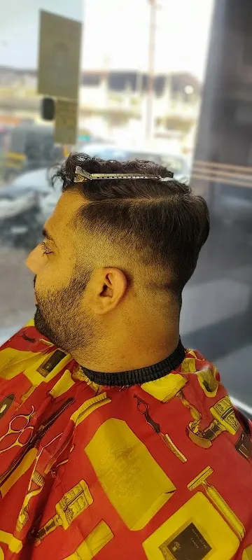 Being U Salon