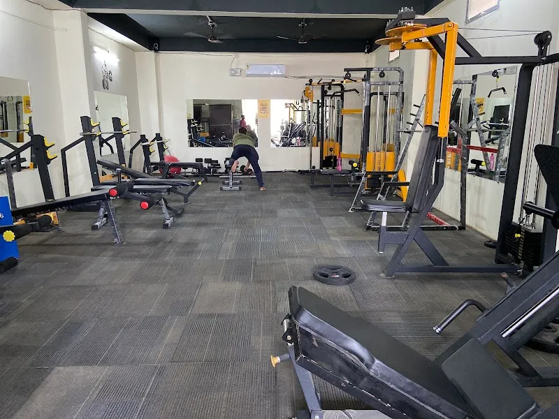 Max fitness hub- Best Gym In Varanasi | Cardio, Weight Training In Varanasi