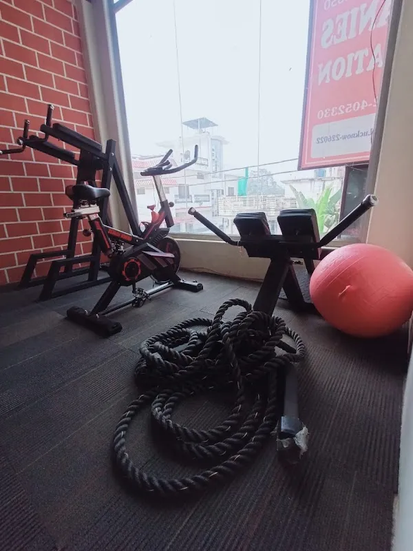 Max fitness hub- Best Gym In Varanasi | Cardio, Weight Training In Varanasi