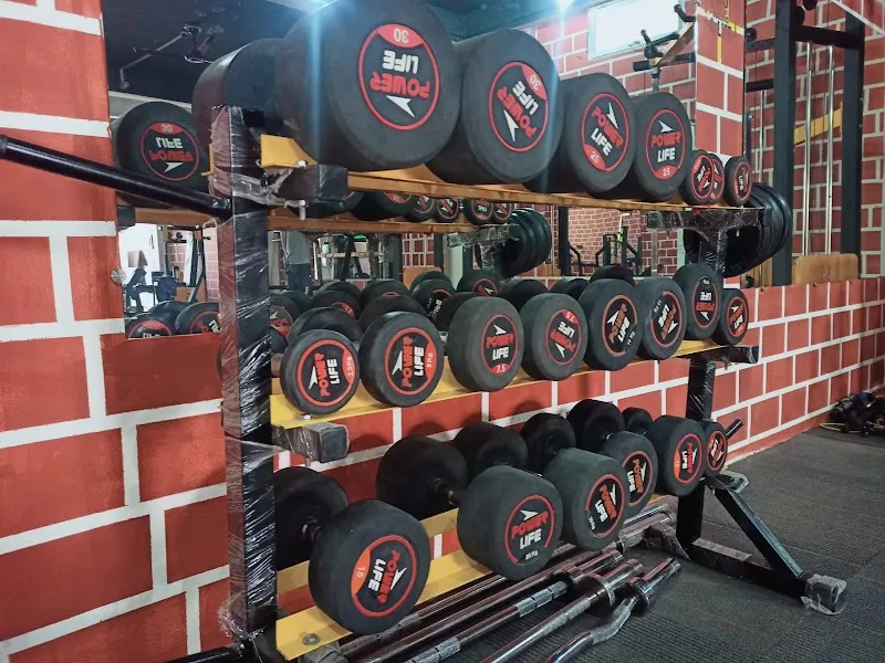 Max fitness hub- Best Gym In Varanasi | Cardio, Weight Training In Varanasi