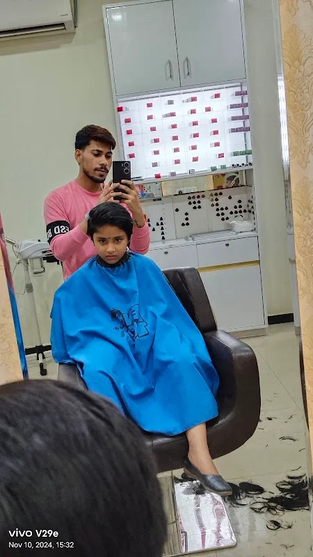 The scissor magic family salon unisex