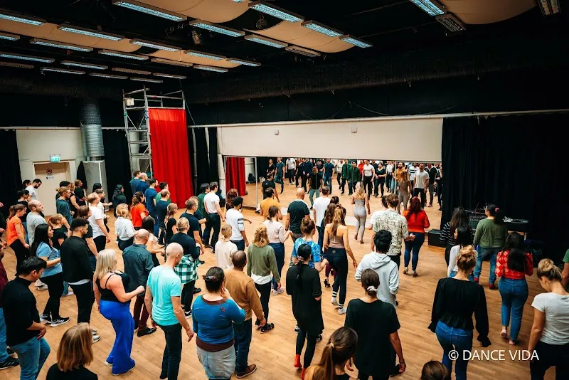 Dance Vida - Salsa, Bachata, Tango, Kizomba & Konpa.